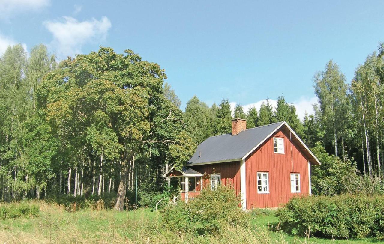 2 Bedroom Stunning Home In Molkom Sutterhojden Exterior foto